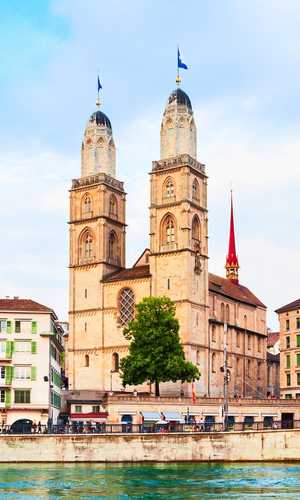 Hop off at Zurich attractions, museums, and landmarks with a hop-on hop-off bus tour – Convenient stops and sightseeing in 2026