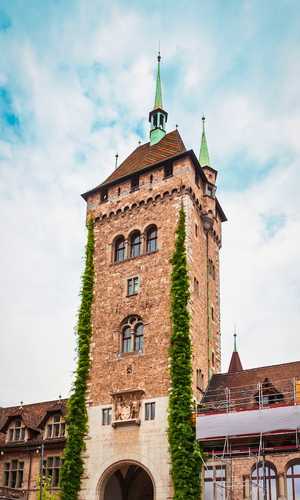 Book your hop-on hop-off sightseeing bus tour in Zurich, Switzerland – Official tickets, adjustable routes, and free cancellation in 2026